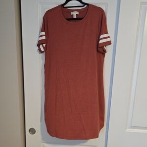 Forever 21 Rust Midi T-Shirt Dress with White Sleeve Stripes